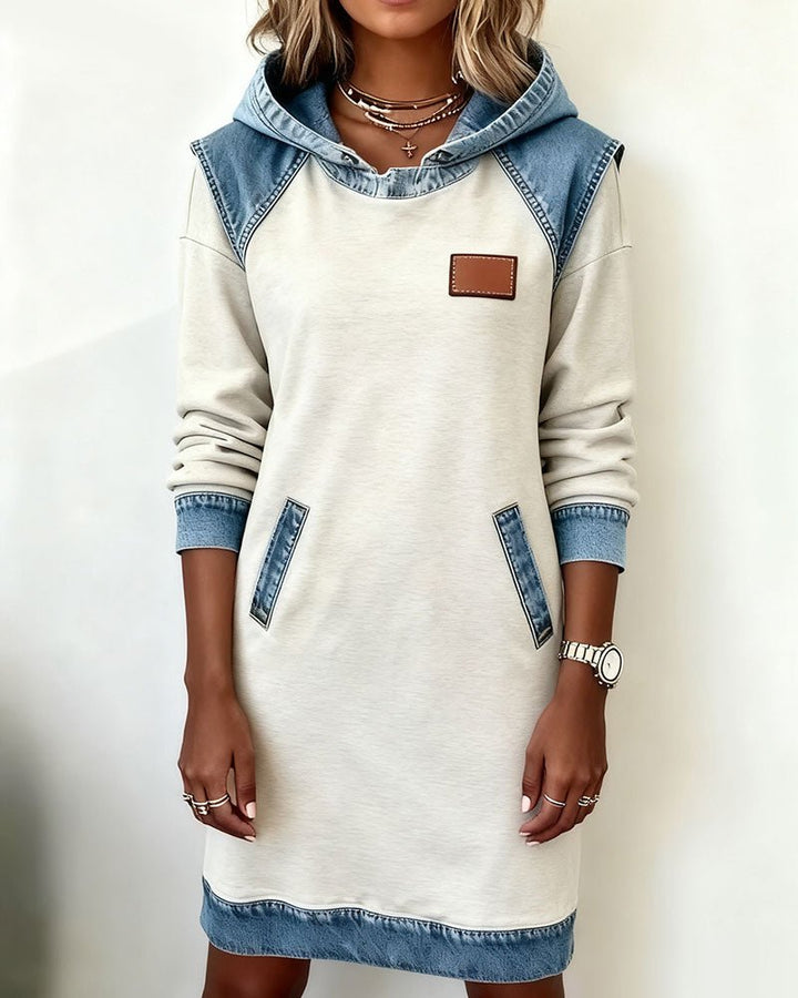 Giada | Abito Casual con Cappuccio e Dettagli in Denim