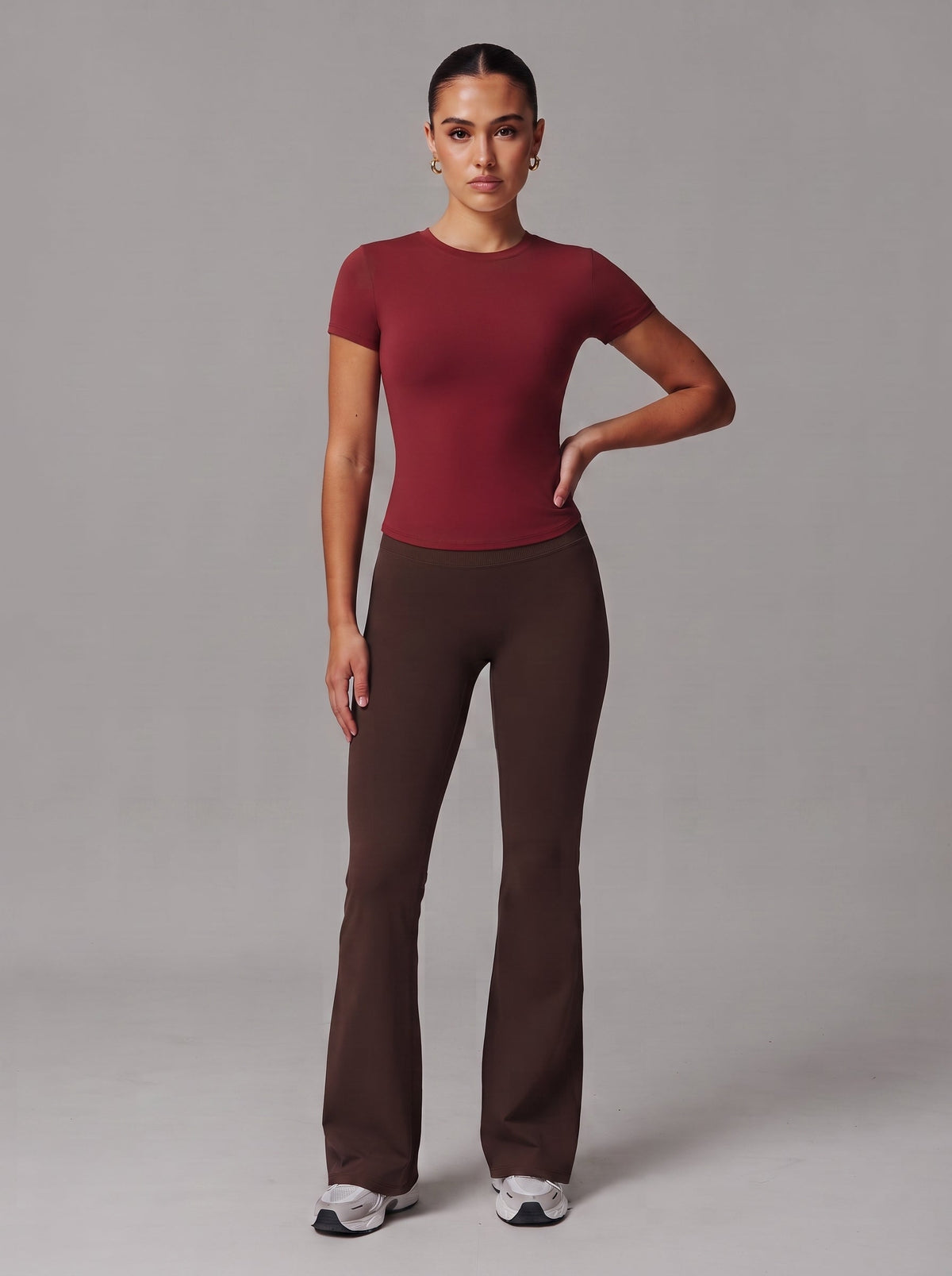 T-shirt girocollo da donna, vestibilità aderente