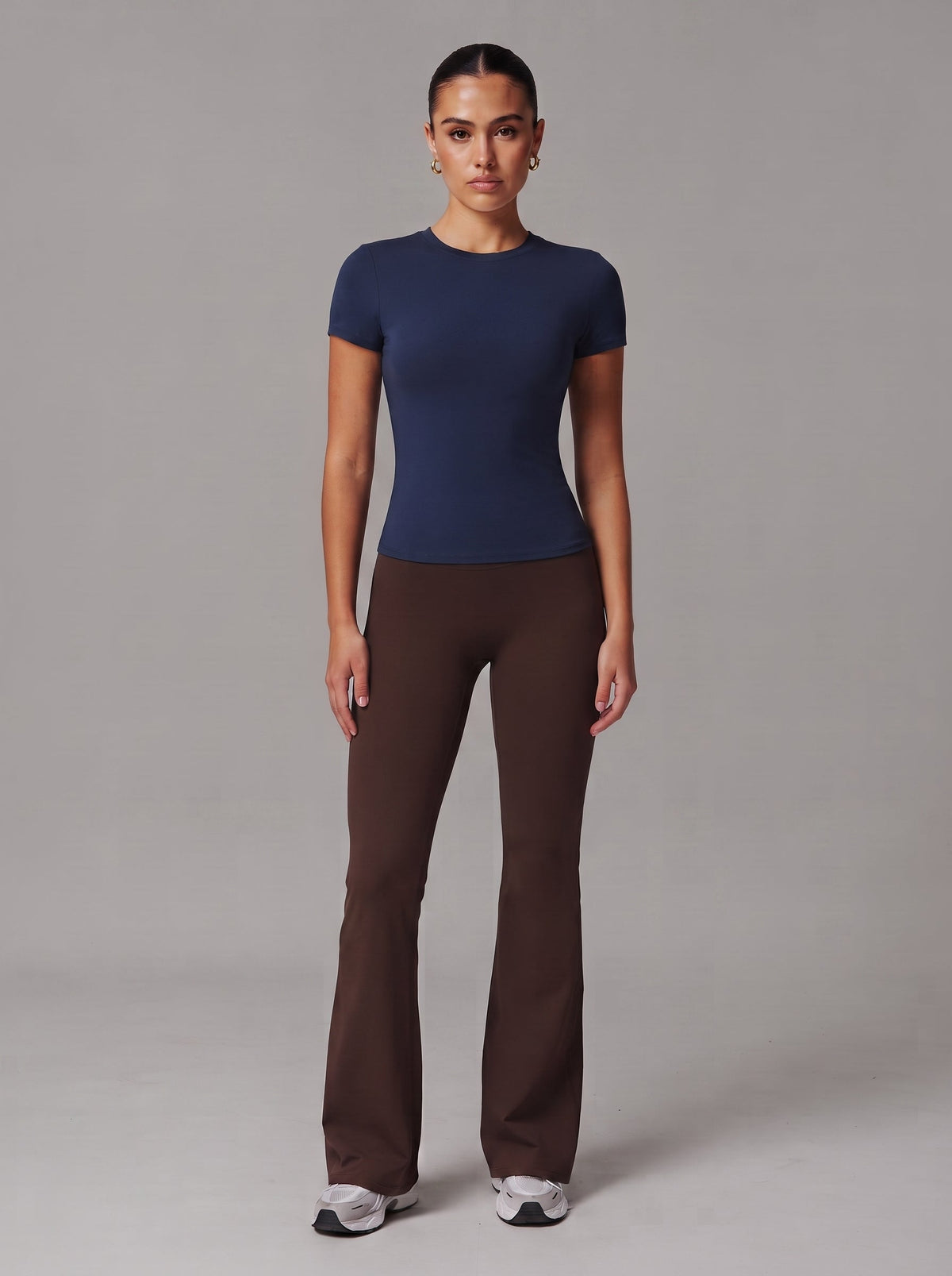 T-shirt girocollo da donna, vestibilità aderente
