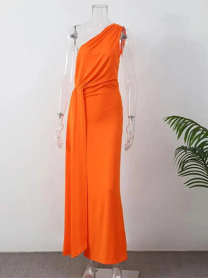 Lia | Abito elegante con bottone
